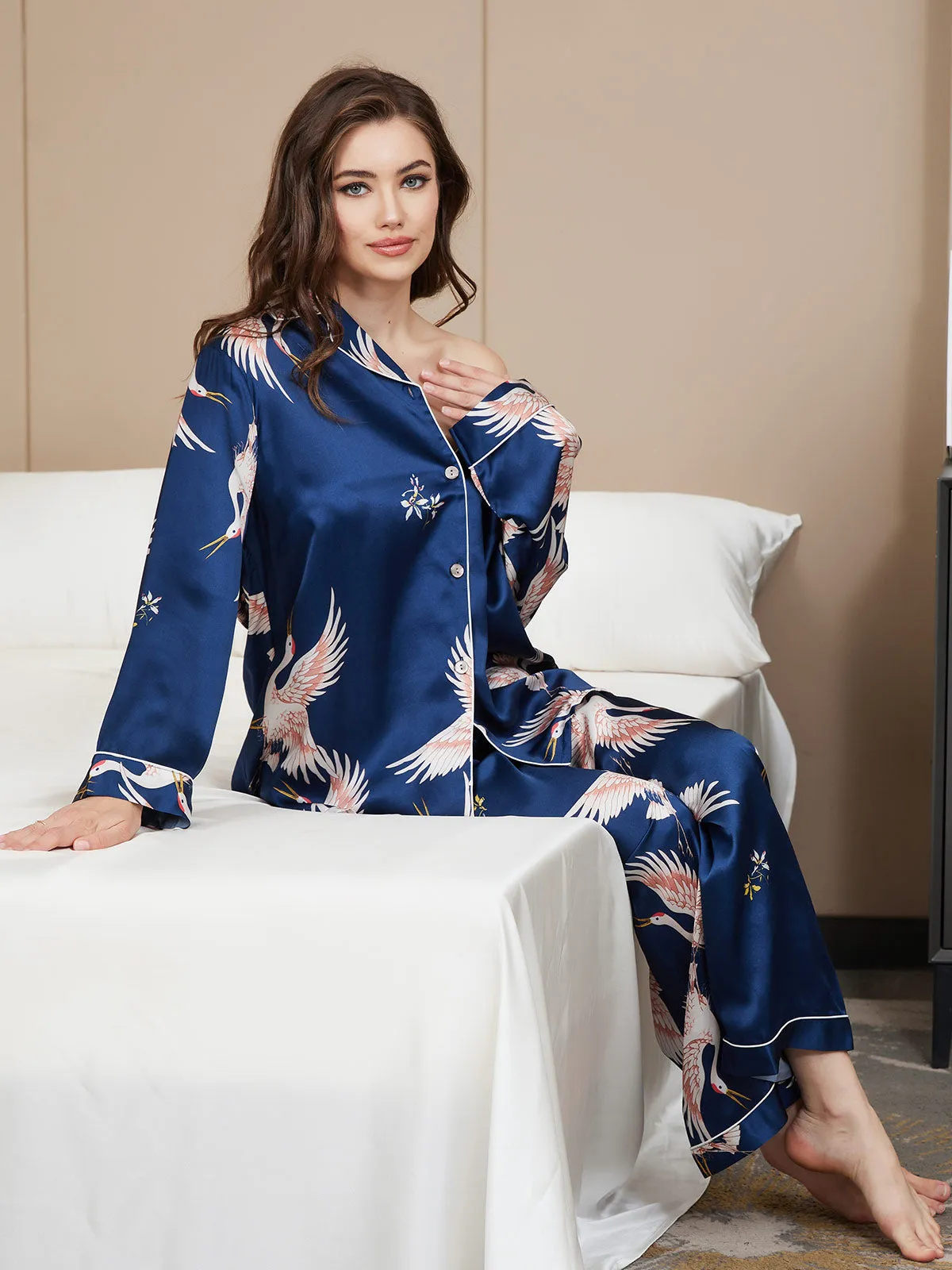 19Momme Women's 100% Mulberry Silk Crane Print Full Length Pajama Set