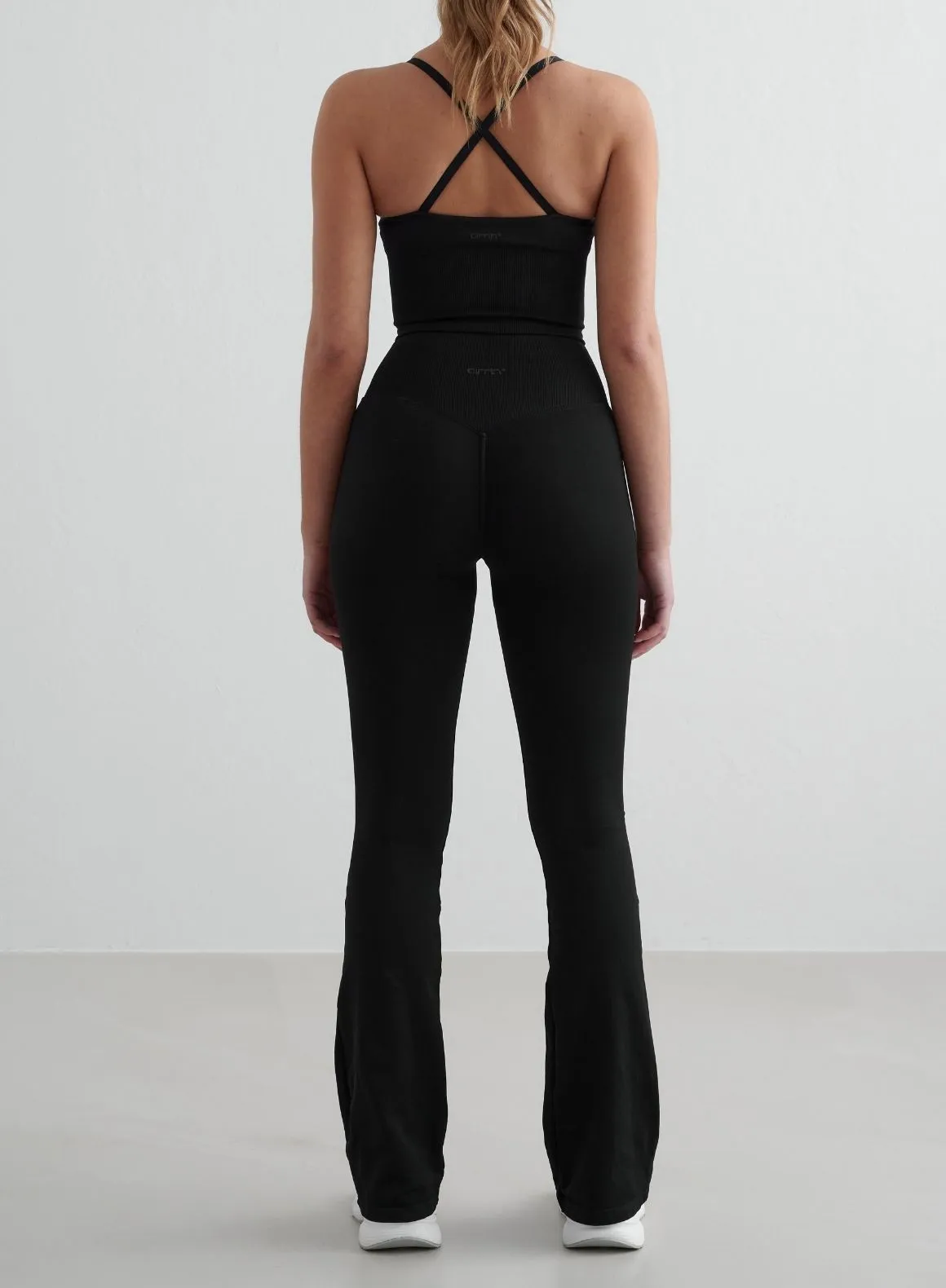 Black Shape Seamless Flare Tights