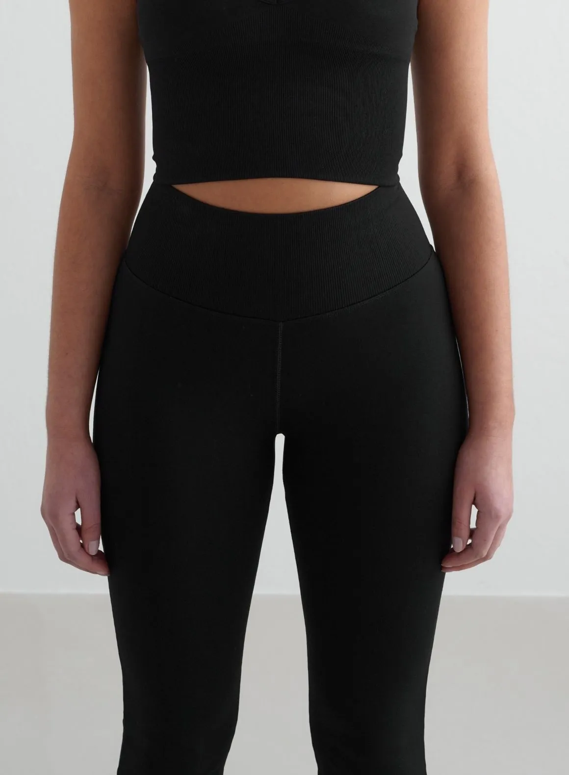 Black Shape Seamless Flare Tights