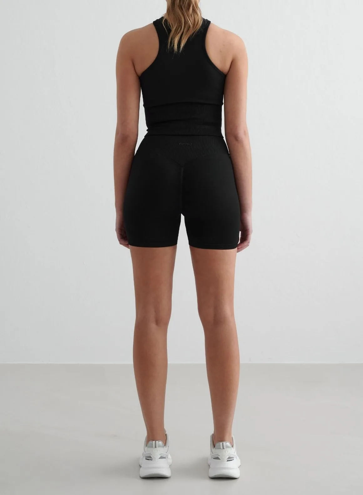 Black Shape Seamless Racerfront Top