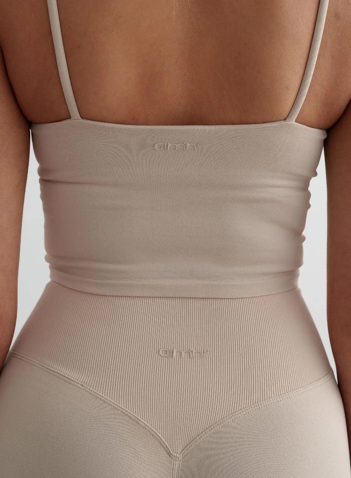 Clay Shape Seamless Strap Singlet