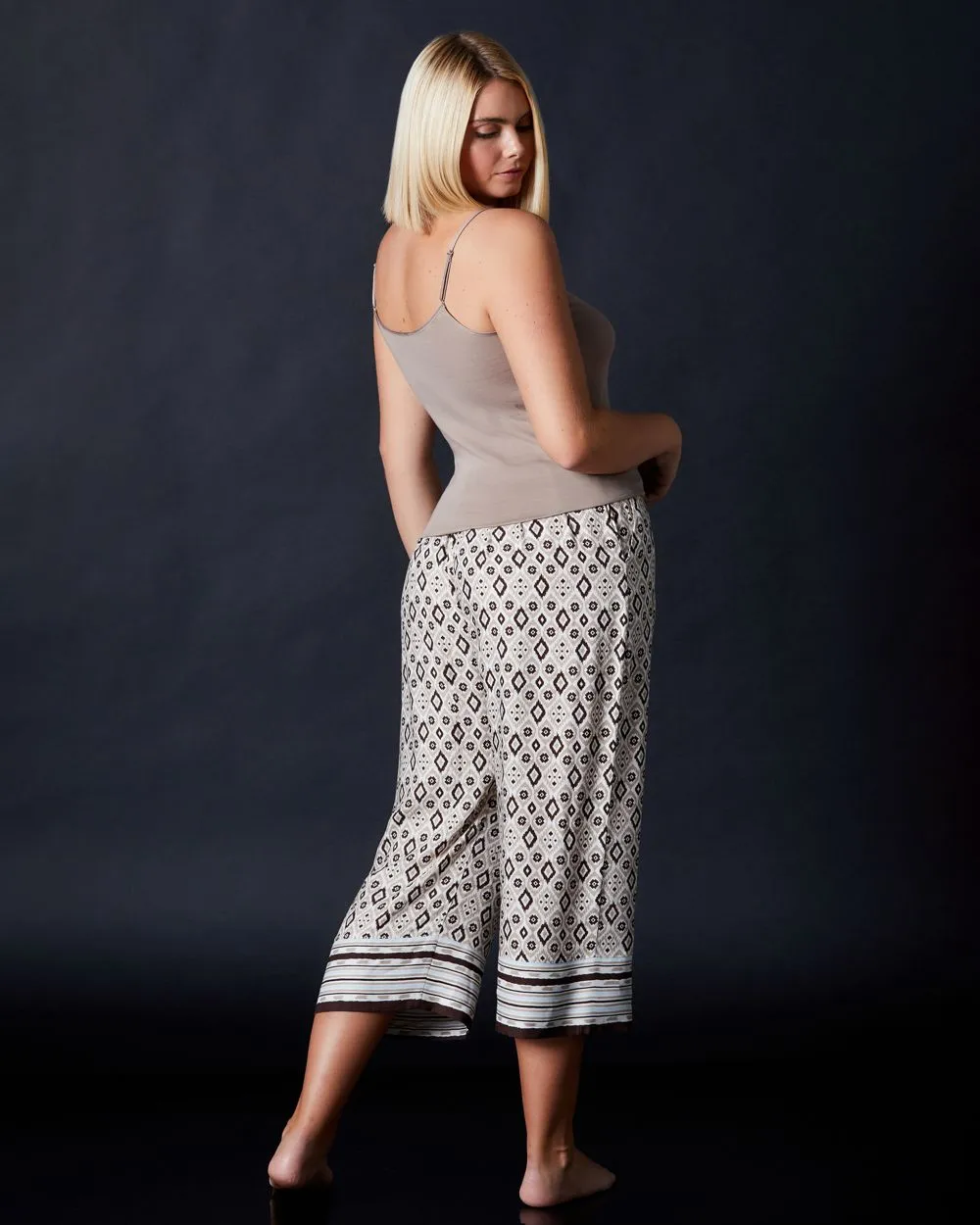 Favourites Cropped Pant