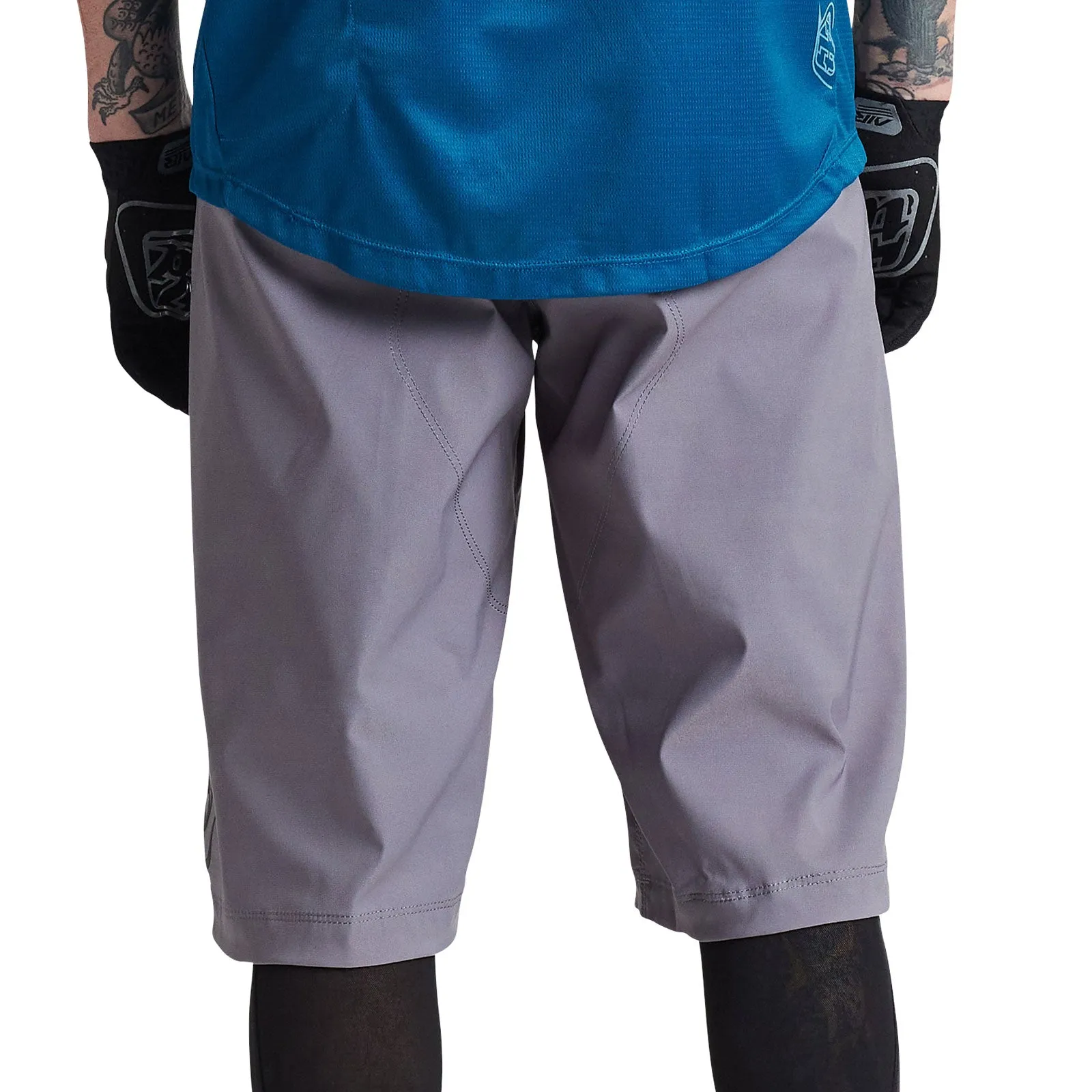 Flowline Short Shell Solid Charcoal