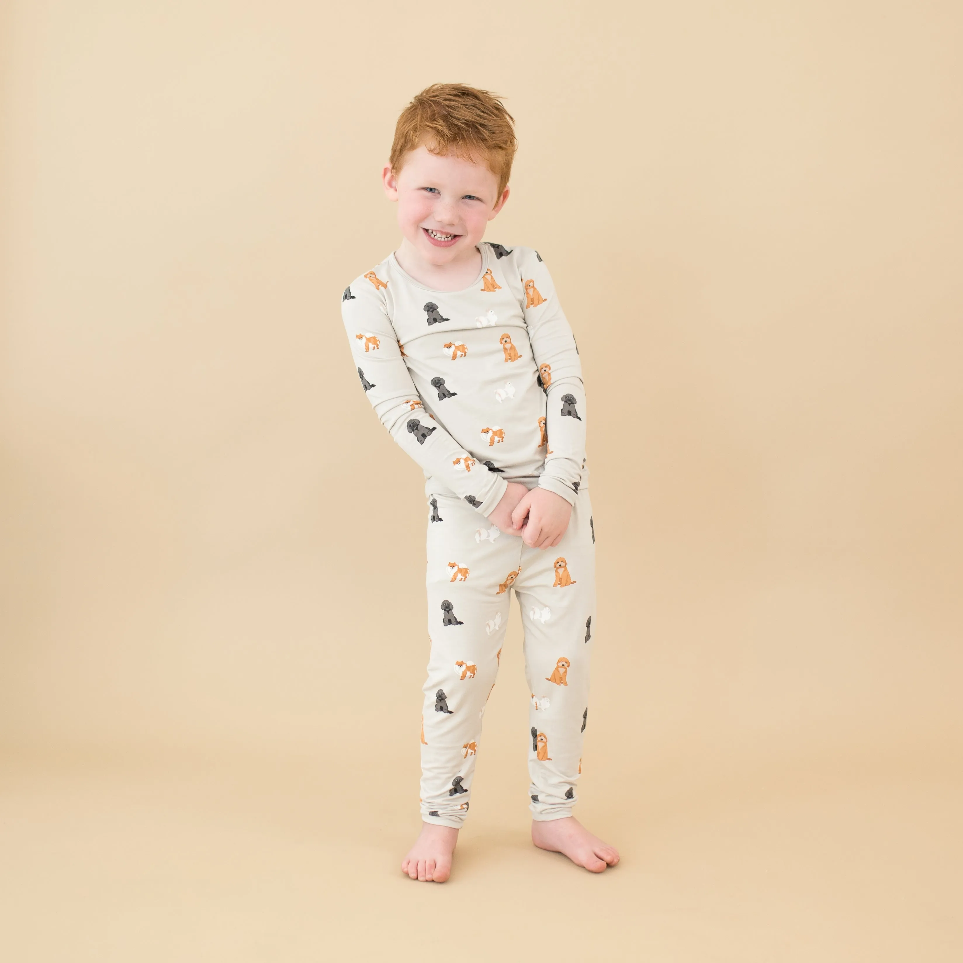 Long Sleeve Pajamas in Fluffy Dog