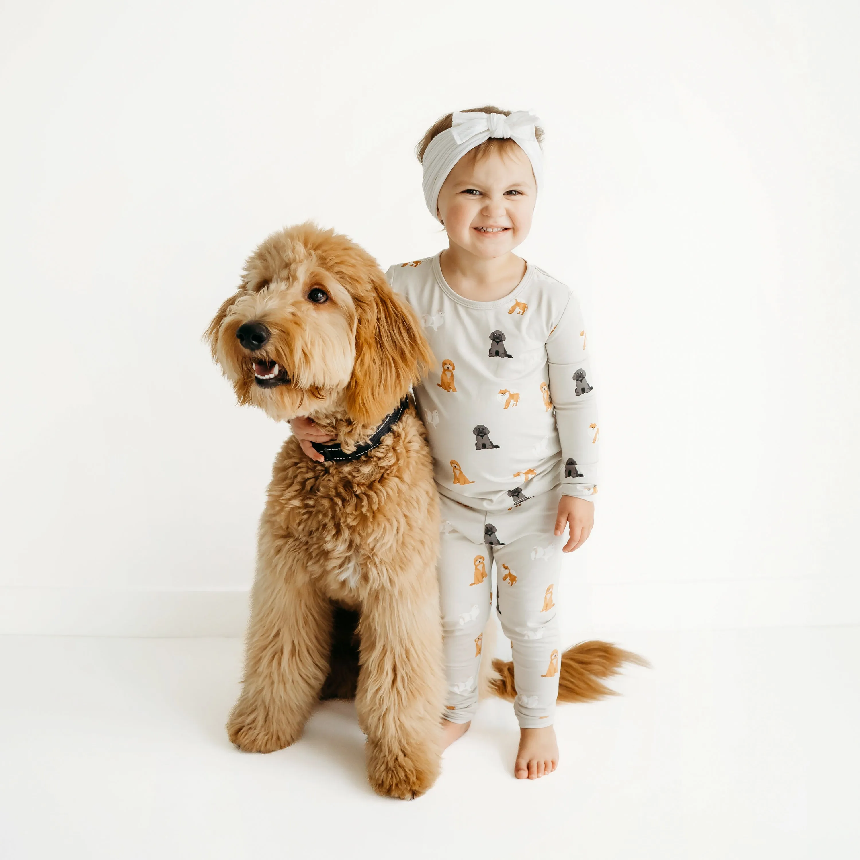 Long Sleeve Pajamas in Fluffy Dog