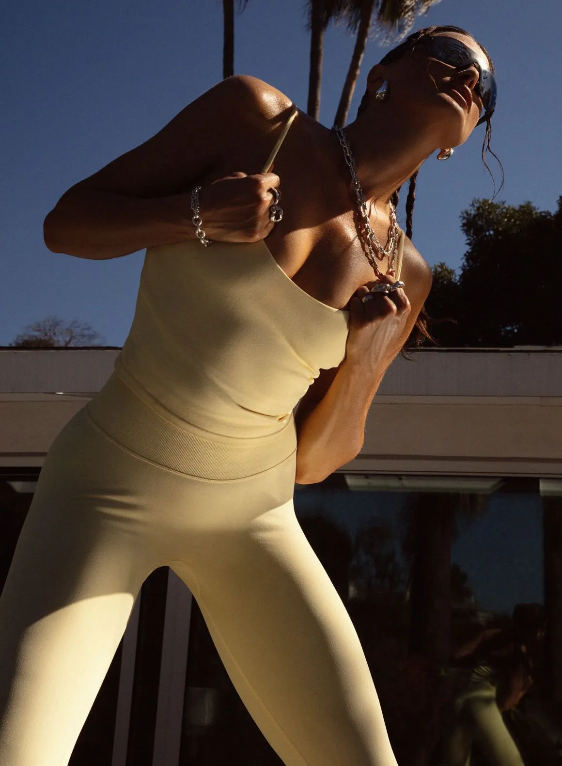 Mellow Shape Seamless Strap Singlet