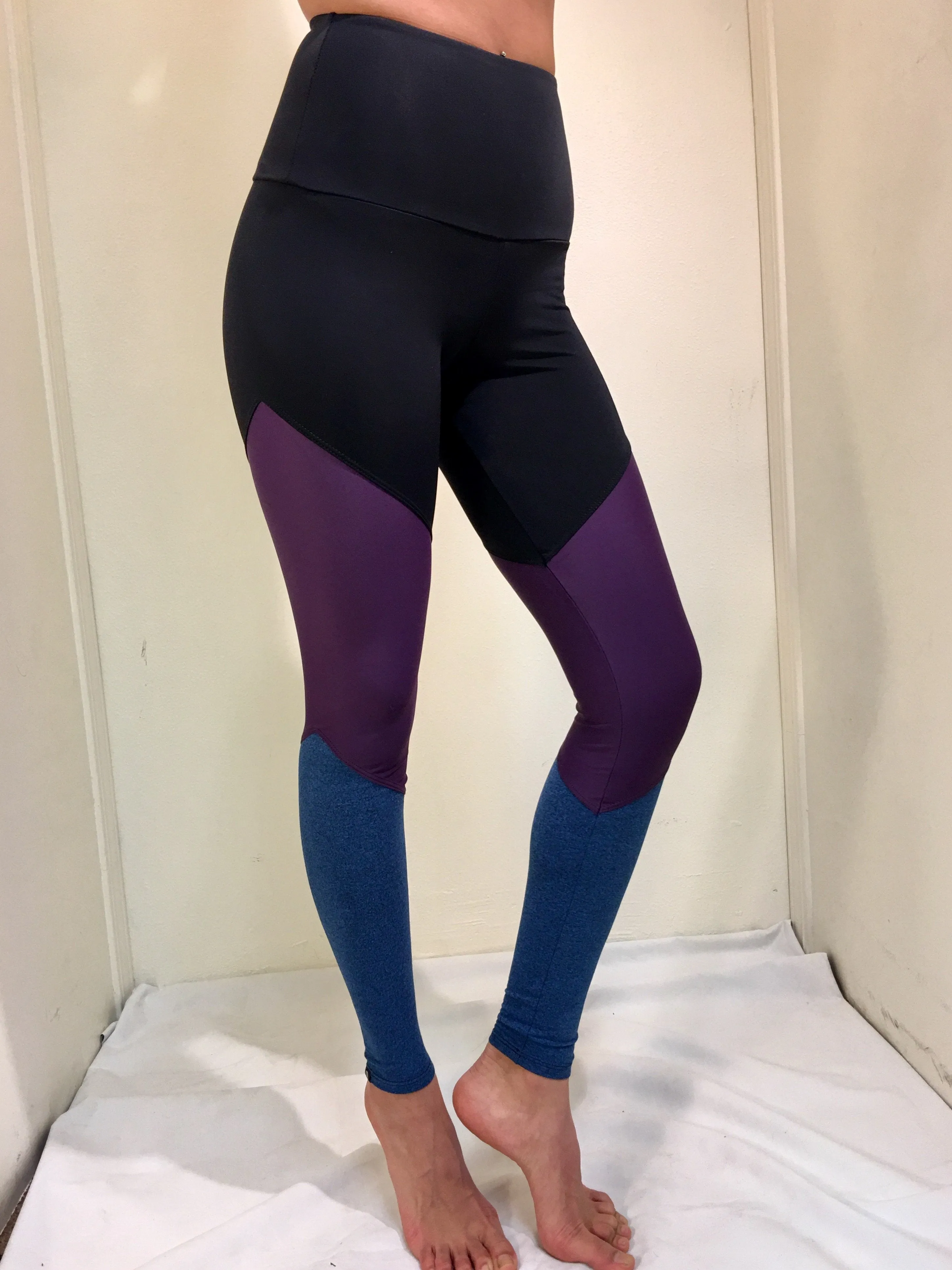 Onzie High Rise Track Legging 2046