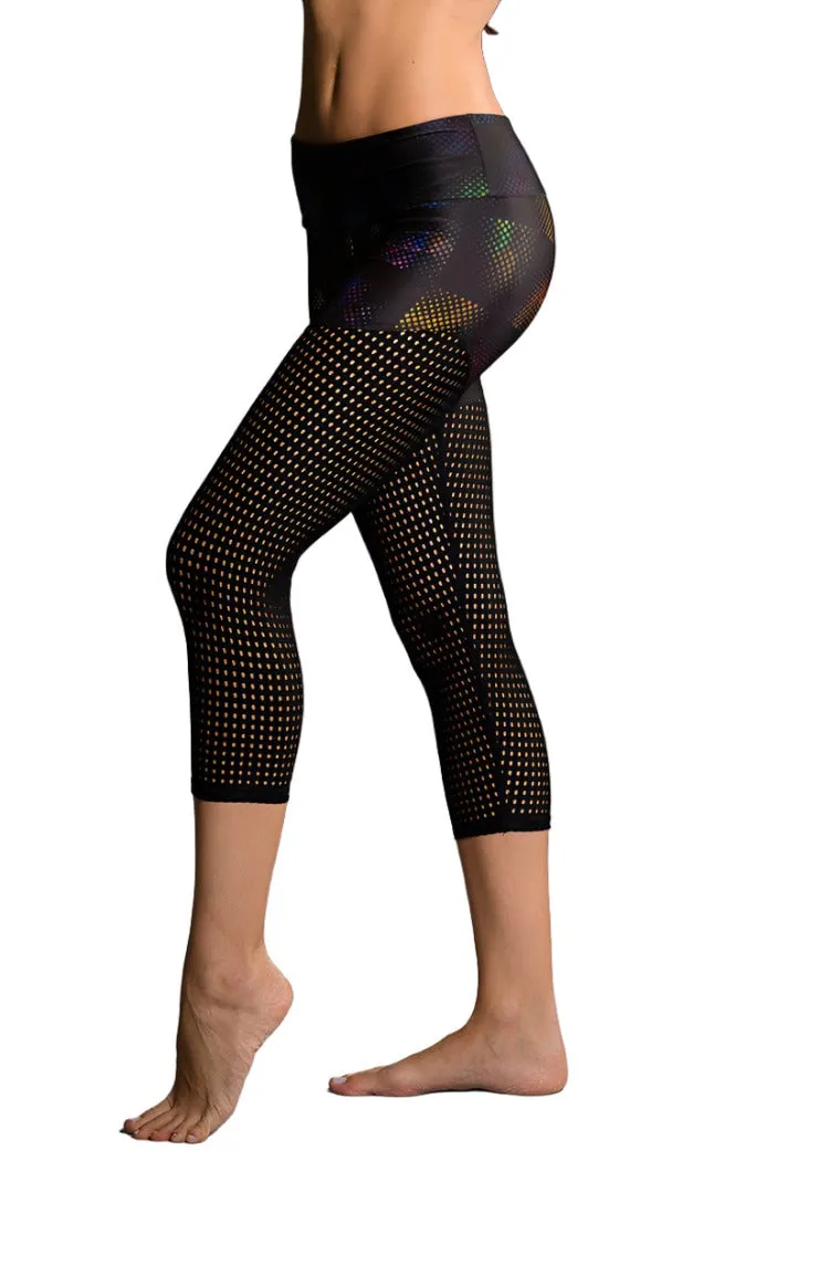 Onzie Hot Yoga Half Half Capri 288