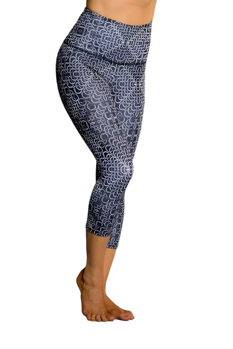 Onzie Hot Yoga High Rise Capri 259