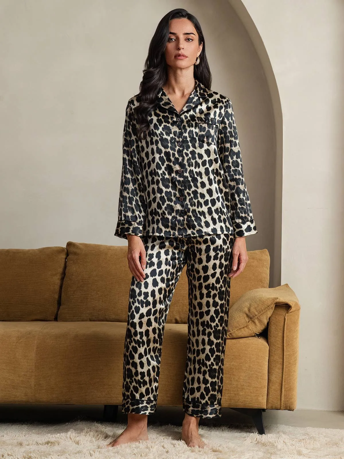 Pure Silk Leopard-Printed Long Sleeve Pants Pajamas