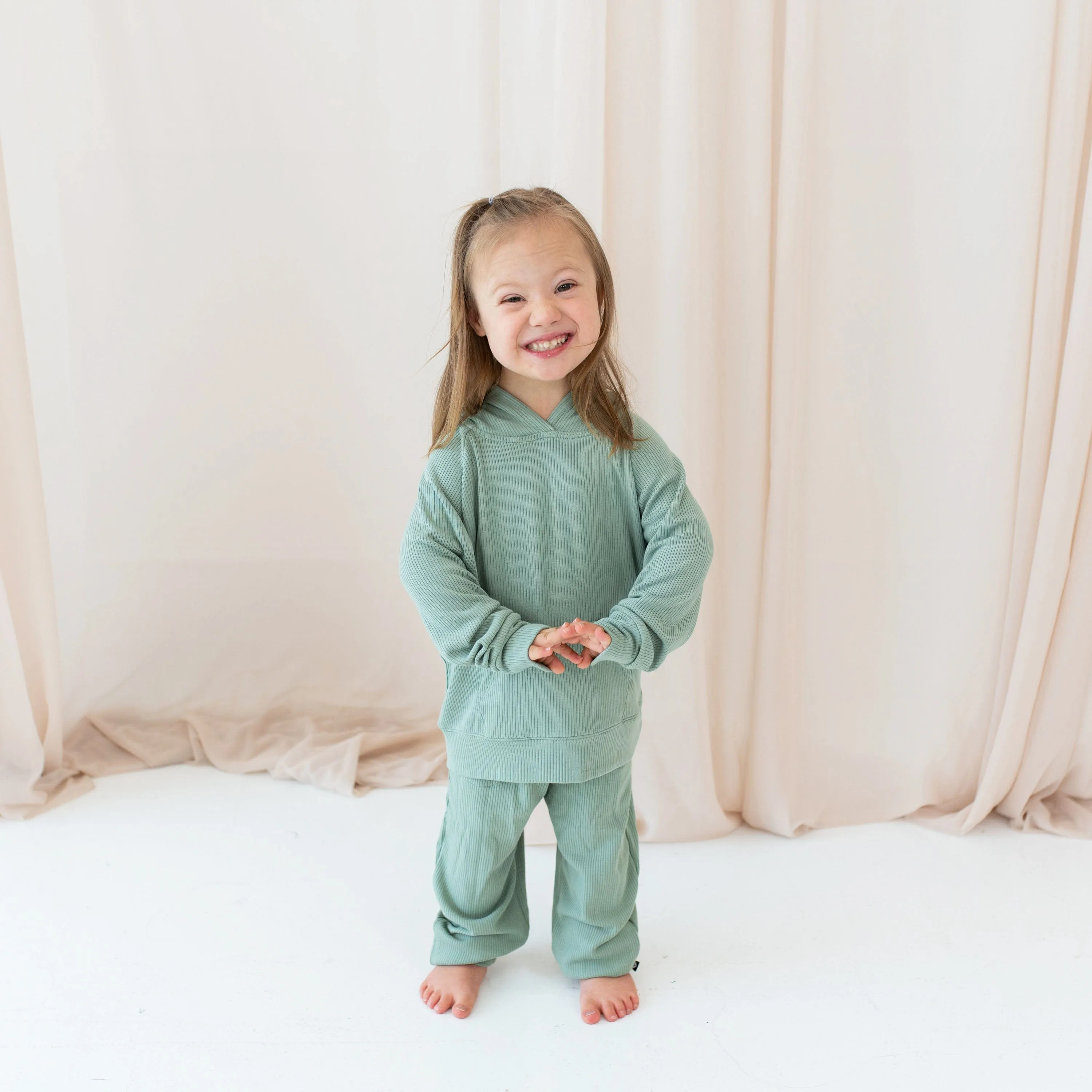Ribbed Jogger Pant in Thyme