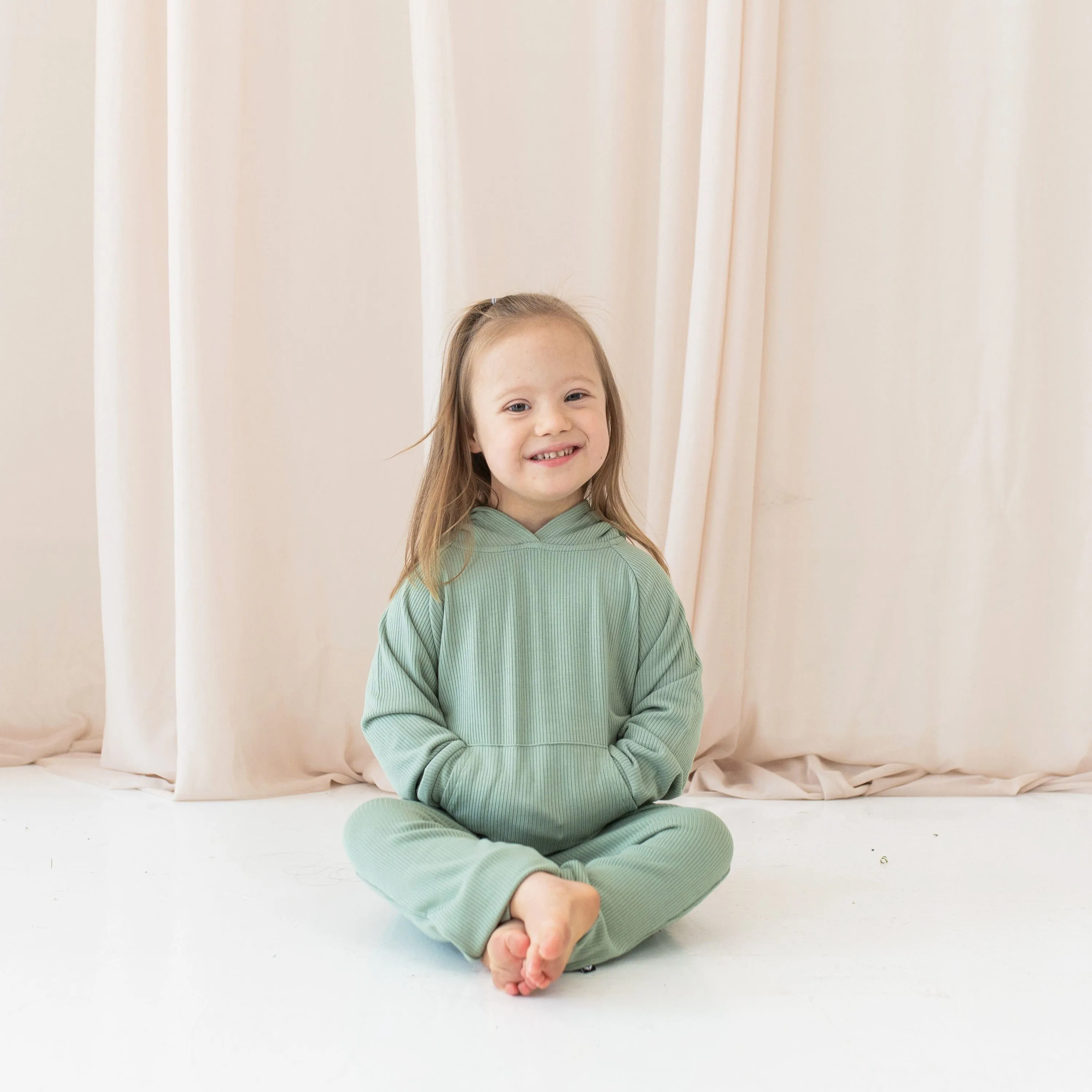 Ribbed Jogger Pant in Thyme