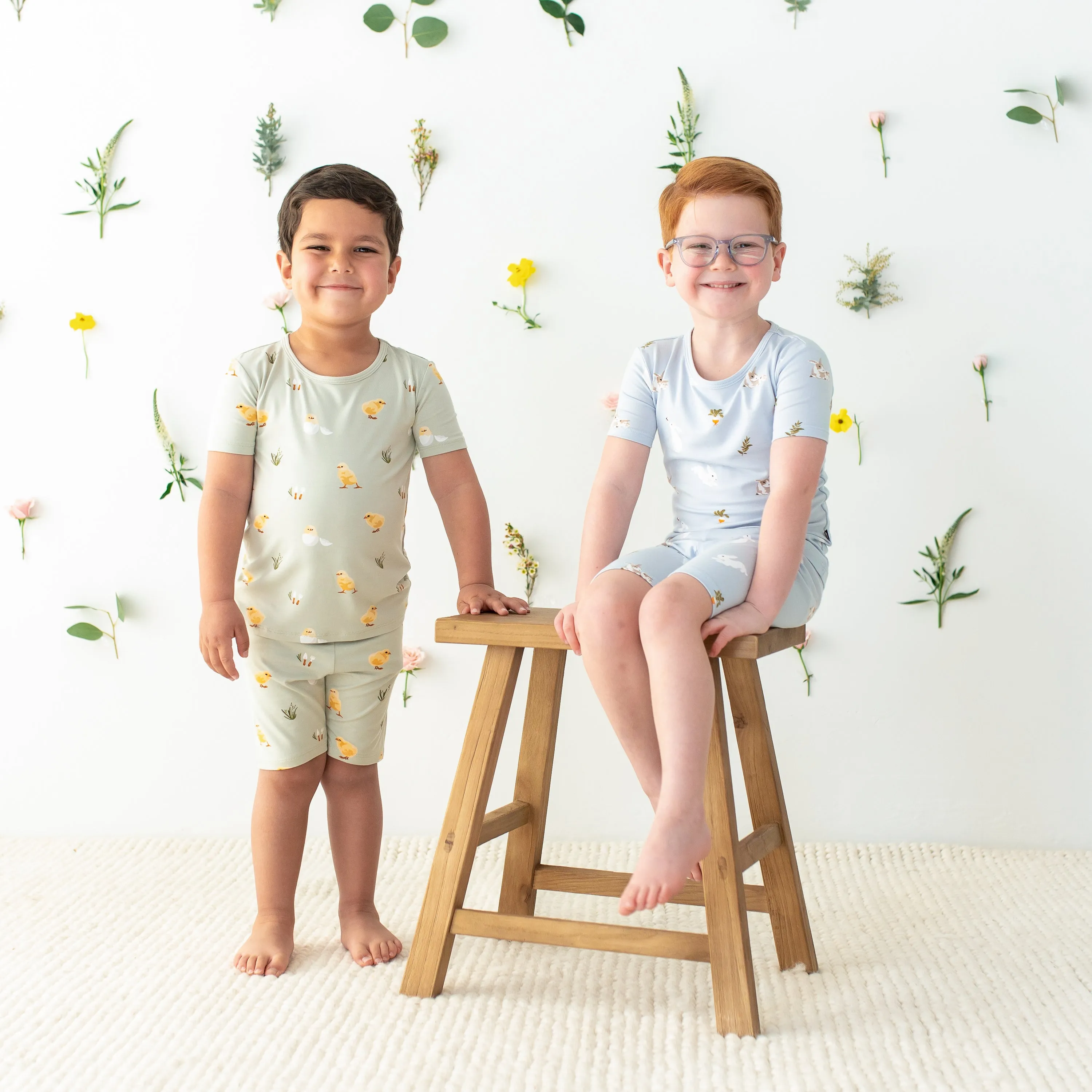 Short Sleeve Pajamas in Aloe Chick