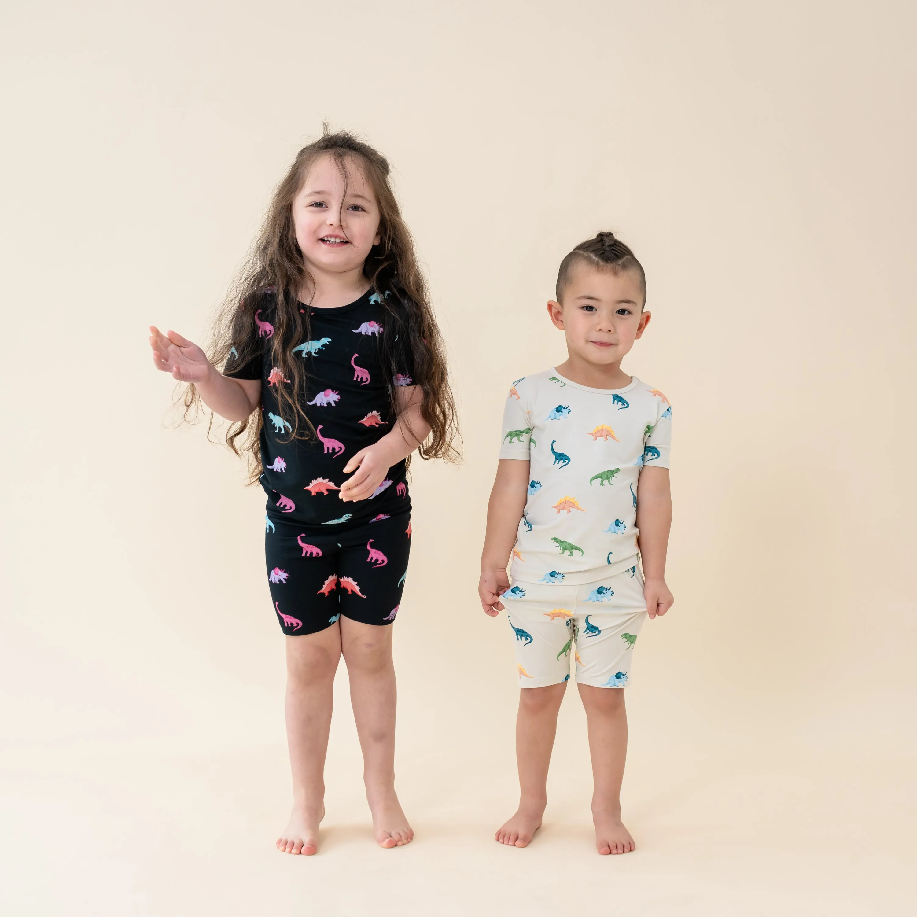 Short Sleeve Pajamas in Ecru Roar